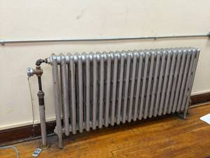lot 414 image: Radiator roughly 7034 BRING TOO...
