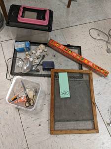 lot 440 image: Reptile aquarium and accessories (s...