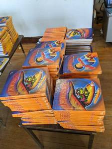 lot 501 image: Large lot ofGrade 2 Journeys common...