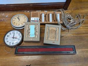 lot 514 image: 2 Vintage school clocks, 2 vintage ...