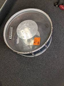 lot 88 image: Ludwig 28 drum...