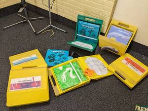 lot 90 image: 6 cases of exploring music records...
