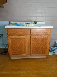 lot 554 image: 432636.5 Cabinet plus conten...