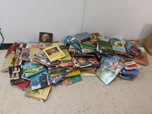 lot 593 image: Many educational and historical the...