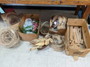lot 604 image: Wicker baskets and wicker to weave ...