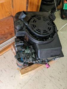lot 122 image: Briggs and Stratton Marine and smal...