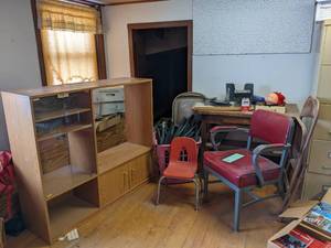 lot 434 image: 5 drawer metal file cabinet, 4 misc...