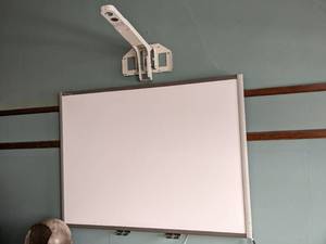 lot 529 image: Smart board and Epson projector wal...
