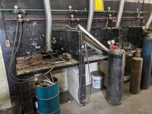 lot 30 image: Welders delight Everythin needed t...
