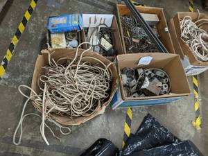 lot 50 image: Lot of assorted electrical wire and...