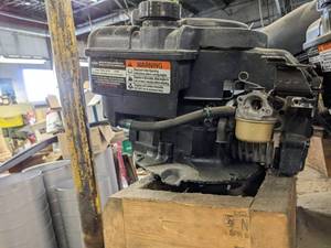 lot 77 image: Briggs and Stratton engine...