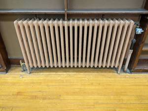 lot 417 image: Radiator roughly 7030 BRING TOO...