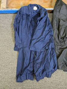 lot 420 image: 3 graduation gowns...