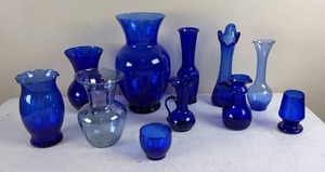 lot 113 image: Beautiful Collection of Cobalt Vases