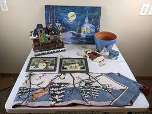 lot 194 image: Collection of WinterSnow Themed Decor Table Runner, Canvas Art, Snowman, Etc.
