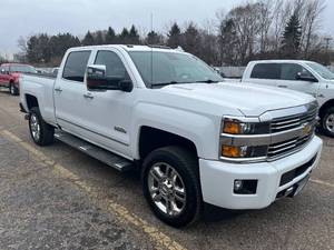 2015 Chevrolet Silverado 2500HD High Country 6.6L Duramax 4x4
