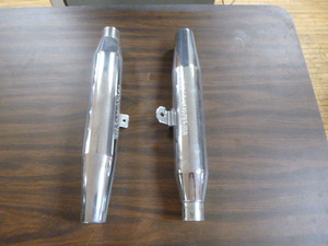 lot 42 image: 1998 Harley Davidson Exhaust Tips