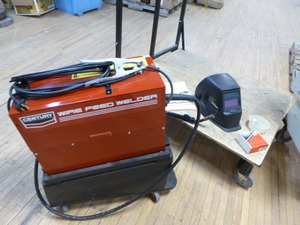 lot 9 image: Century Wire Feed Welder