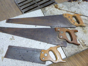 lot 39 image: 3 Hand Saws