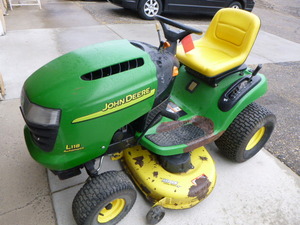 lot 1 image: John Deere L118 Riding Lawn Mower