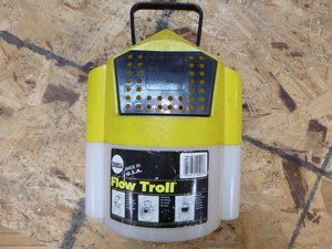 lot 89 image: Frabill Flow Troll Bait Bucket