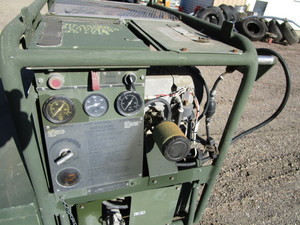 Military Surplus Heated Presure Washer wBox of hoses & Accessories