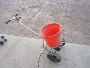 Fertilizer Spreader