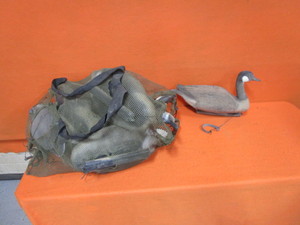 Bag of (7) Goose Decoys