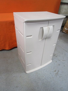 Rubbermaid Storage Cabinet 18x24x36