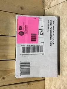 lot 2 image: Wall Mount Dual Flush Actuator Push Button Plate in Chrome 0.81.28 GPF by Swiss Madison Customer Returns See Pictures