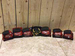 lot 94 image: Lot of Tape Measures Customer Returns  See Pictures