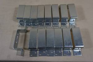 National Hardware Closed Bar Holders for 2 x 4 Boards