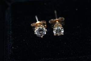 NEW 14K Yellow Gold Diamond Stud Earrings - 15 Carat Total