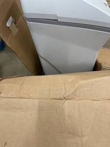 GE� 30,000 Grain Water Softener Model #GXSF30V for parts Broken parts  review all pictures