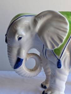lot 9 image: Fitz and Floyd Painted Ceramic Elephant Planter