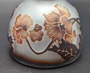 lot 11 image: Pair of Cameo Glass Perfume Atomizers