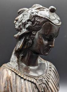 lot 15 image: Figural Bronze Bust