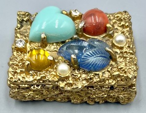 lot 215 image: 5 Terrific Trinket Boxes
