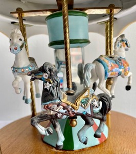 lot 258 image: Impulse Giftware Musical Carousel
