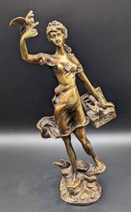 lot 52 image: Vintage Brass Figural Sculpture