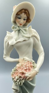 lot 187 image: Signed Giuseppe Armani Lady with Flowers Porcelain Statue