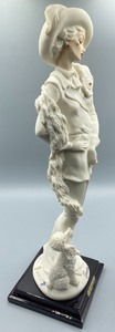 lot 179 image: Signed Giuseppe Armani Lady with Dog Porcelain Statue