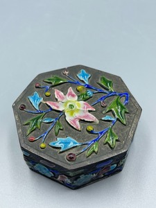 lot 163 image: Enamel Mini Tea Pot and Trinket Box