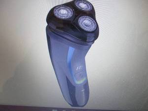 lot 38 image: Remington R5000 Series Cordless Rot...
