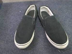 lot 86 image: Size 11 Mens Slip-ons - worn...