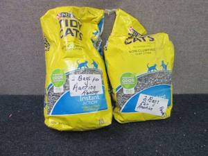 lot 134 image: 14 lb Bag Beneful Healthy Weight Do...