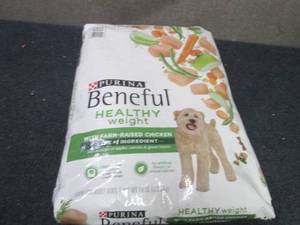 lot 139 image: 14 lb Bag Beneful Healthy Weight Do...