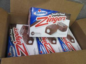 lot 149 image: 4- 12.7 oz Boxes 10 each Hostess Zi...