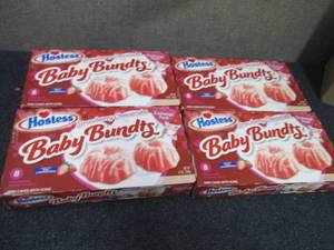 lot 153 image: 4- 10 oz Boxes 8 each Hostess Baby ...