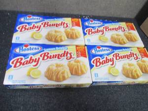 lot 207 image: 4- 10 oz Boxes 8 each Hostess Baby ...